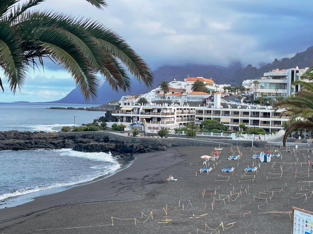 Arenas Negras Playa La Arena, Newly Renovated Appartement Puerto de Santiago  Buitenkant foto